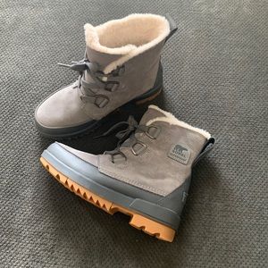 SOREL WOMEN'S TIVOLI™ IV BOOT. Size 8. Color Quarry.